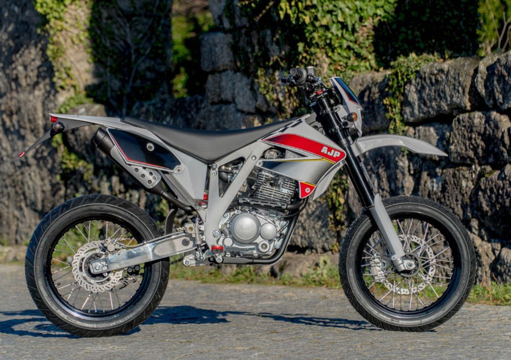 AJP PR3 240 Supermoto Pro (2019 - 20)