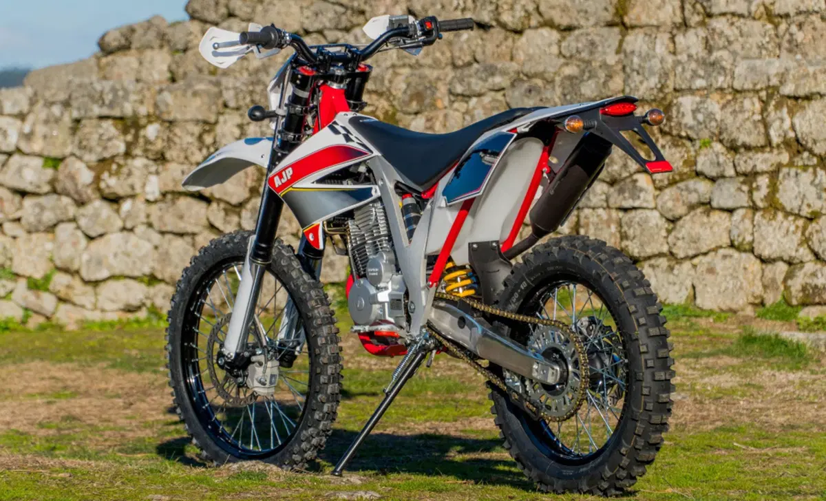 AJP PR4 125 Enduro Pro PR4 125 Enduro Pro (2019 - 20) (3)
