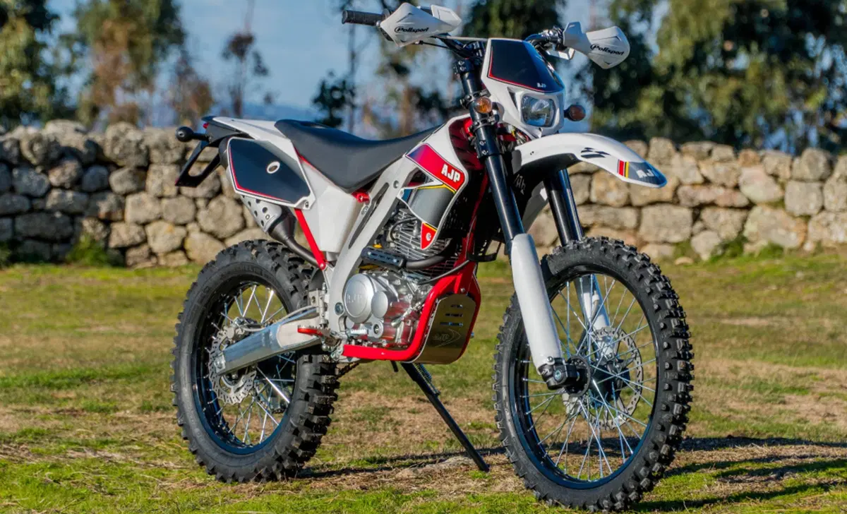 AJP PR4 125 Enduro Pro PR4 125 Enduro Pro (2019 - 20) (2)
