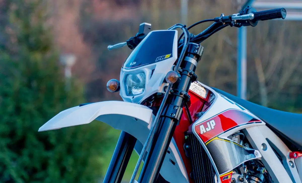 AJP PR5 250 Supermoto PR5 250 Supermoto (2019 - 20) (4)