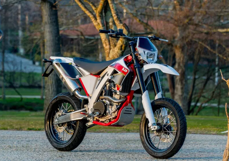 AJP PR5 250 Supermoto PR5 250 Supermoto (2019 - 20) (2)