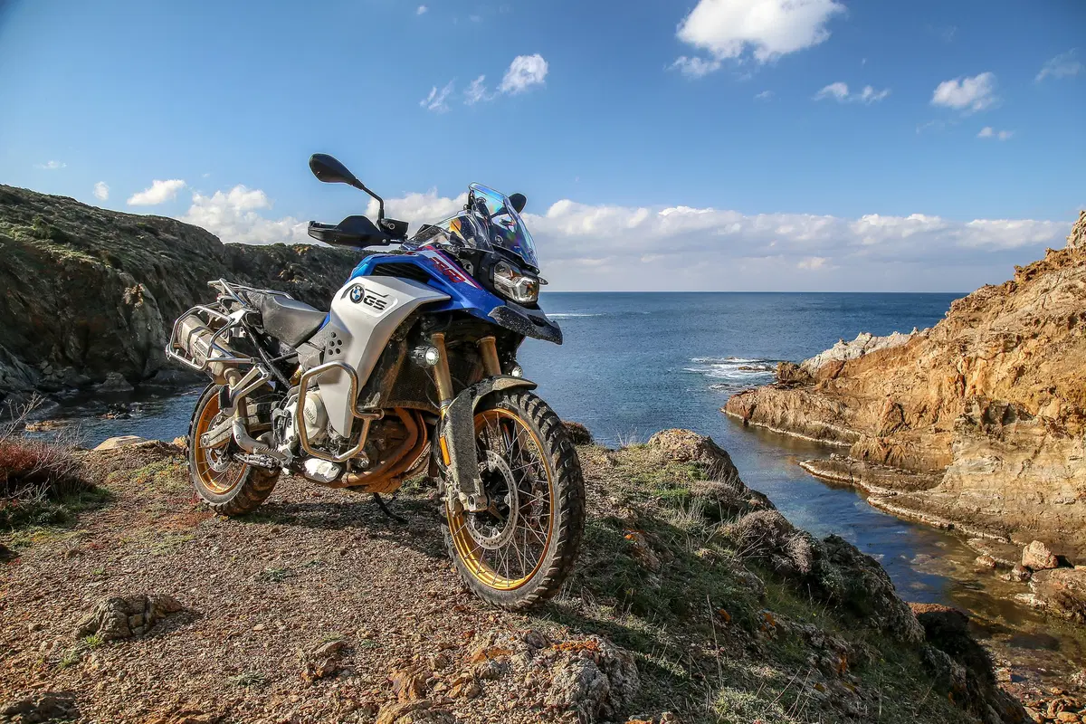 BMW F 850GS Adventure 2019. La tecnica e il Test (3)