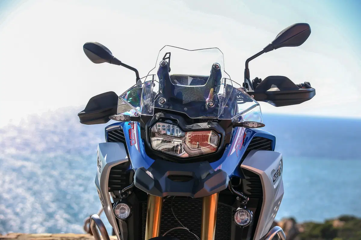 BMW F 850GS Adventure 2019. La tecnica e il Test