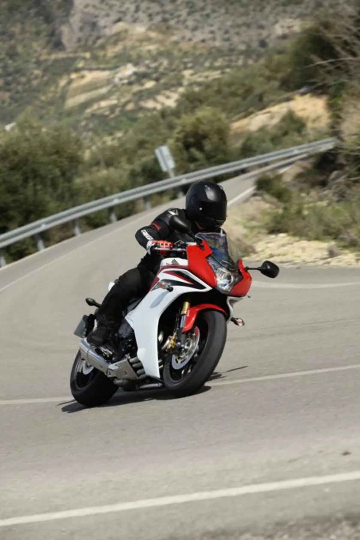 Honda CBR 600F    (13)