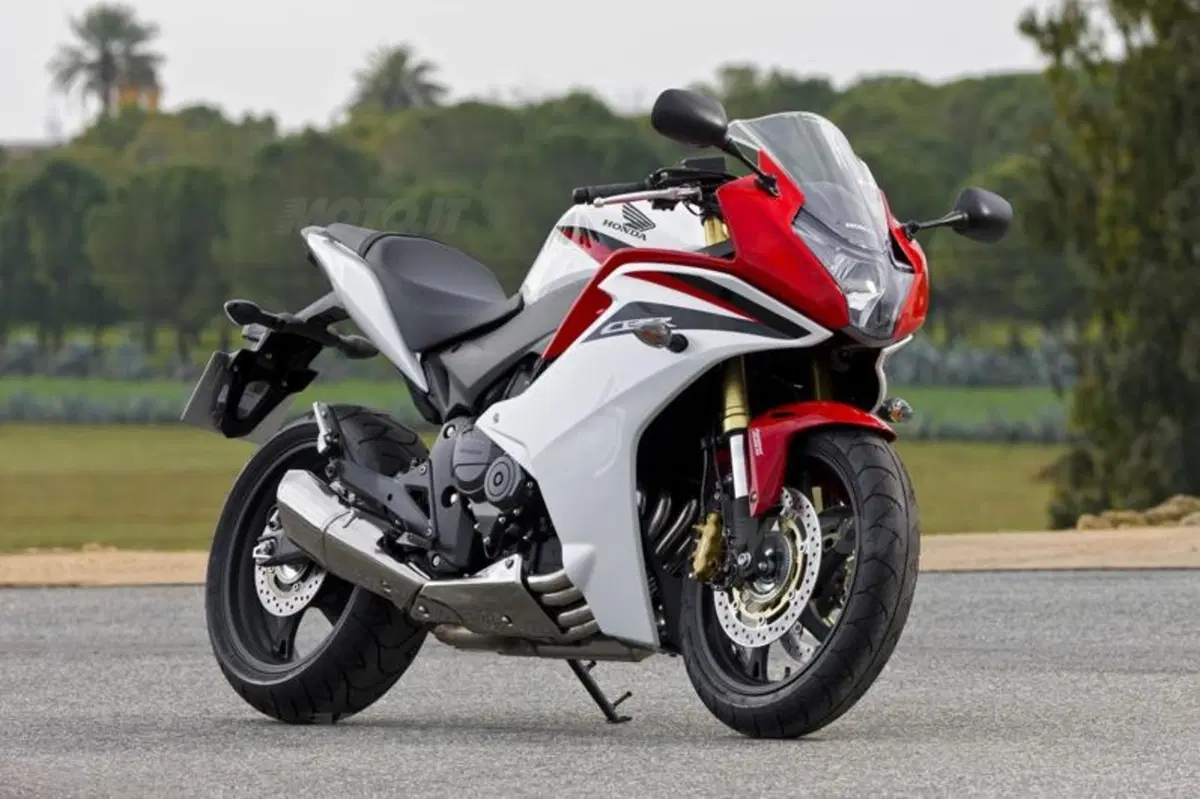 Honda CBR 600F    (19)