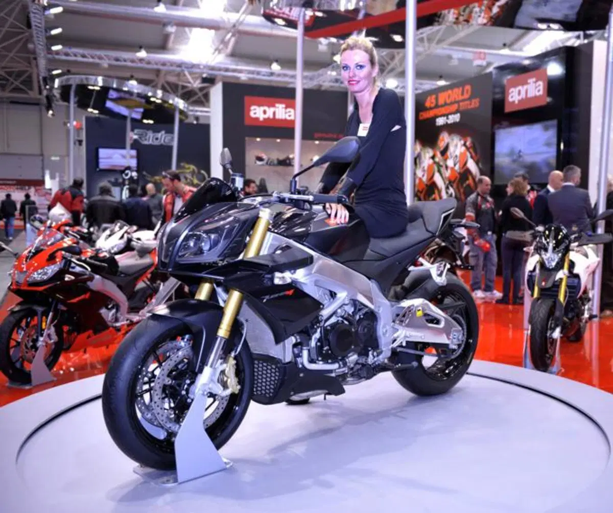 Melandri ha inaugurato Motodays. Guarda la gallery (12)