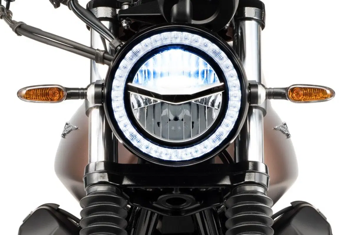 Moto Guzzi V7 V7 III Stone Night Pack (2019 - 20) (4)