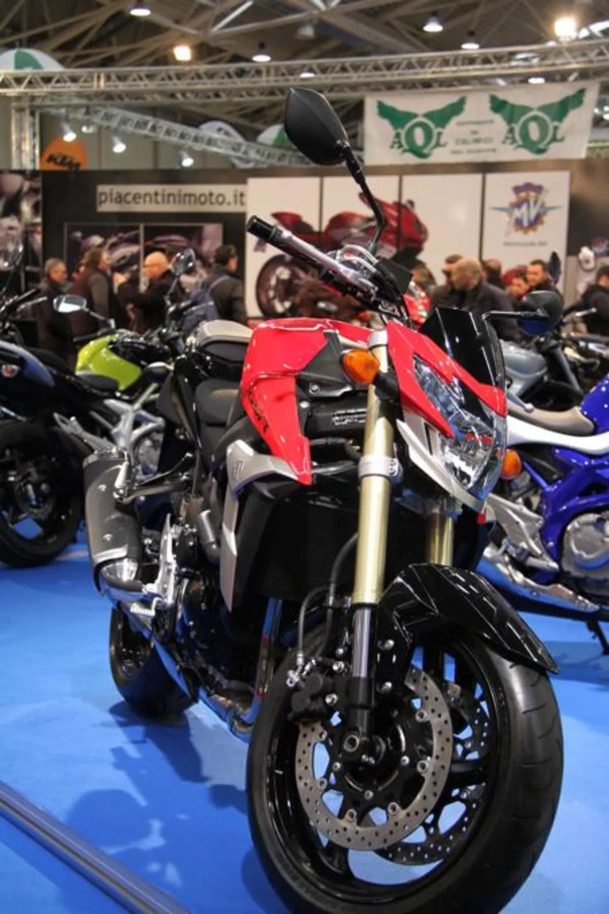Suzuki a Motodays 2011 (3)