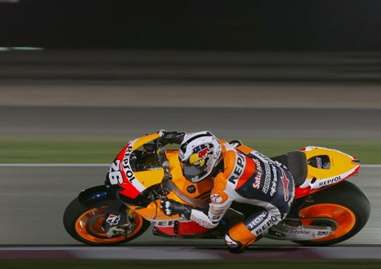 Pedrosa è il più veloce nei test in Qatar. Rossi ottavo