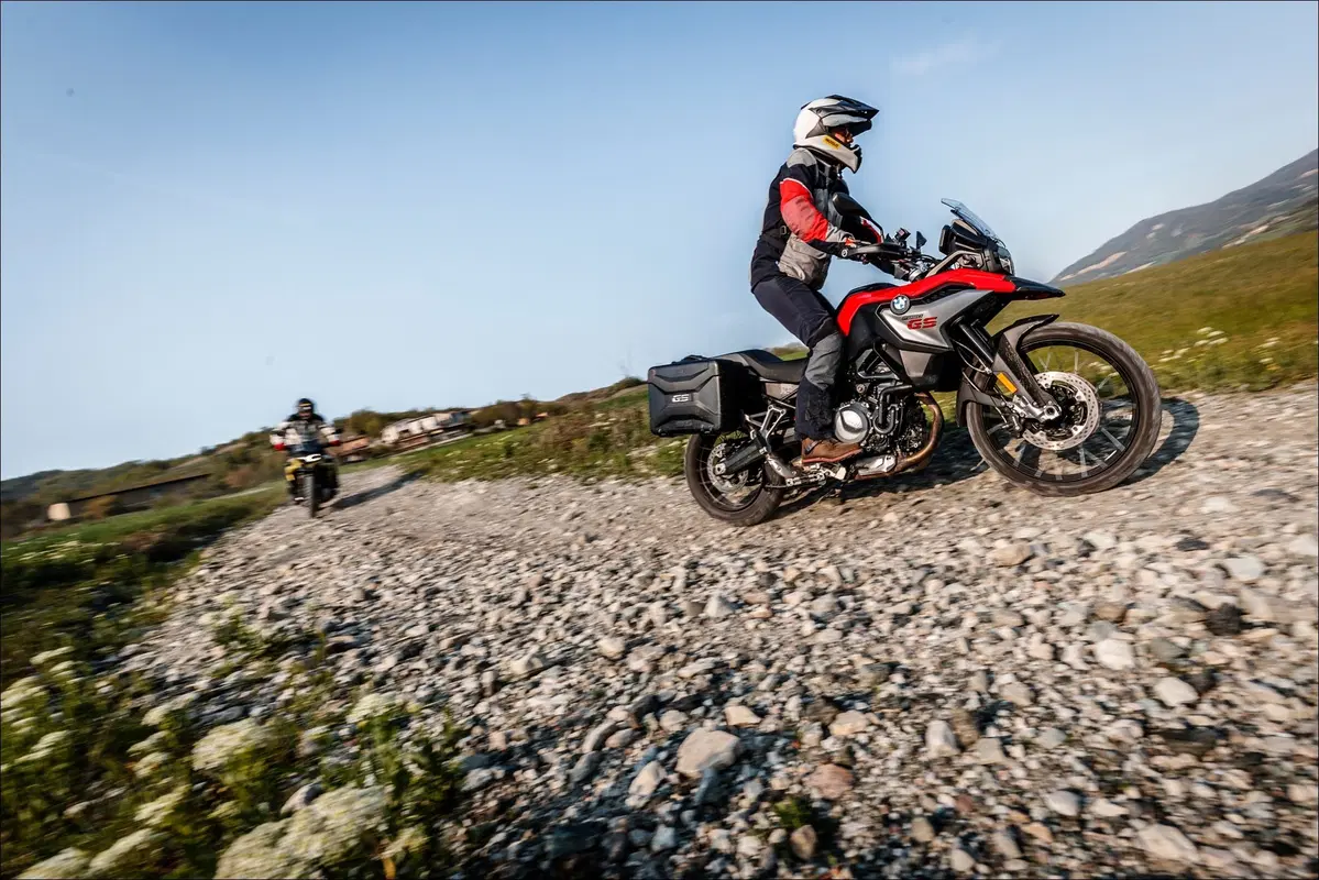 BMW F750, 850 GS e 850 ADVENTURE TEST: sfida in famiglia (32)