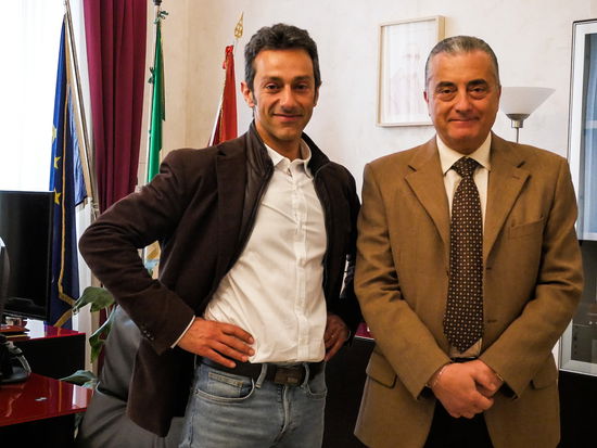 Il nostro Antonio Privitera durante l'intervista con il Questore di Catania Dott. Alberto Francini