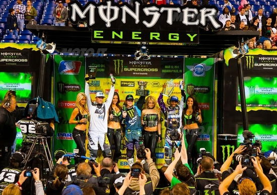 AMA Supercross. Villopoto vince anche a Indianapolis