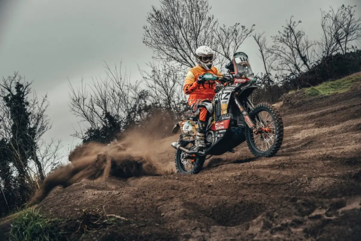 La KTM LC8 950 Rally di Fabrizio e Gioele Meoni (7)