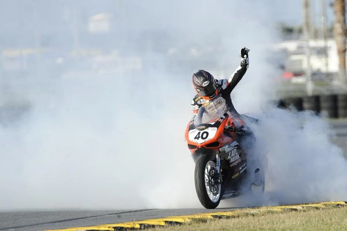 La Ducati 848 Evo vince la 200 Miglia di Daytona tra le sportive (2)