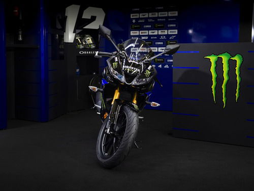 Yamaha YZF-R125 Monster Energy 2019: MotoGP replica (3)