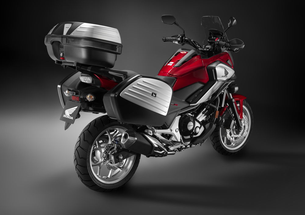 Honda NC 750 X DCT ABS Travel Edition (2016 -17) (2)