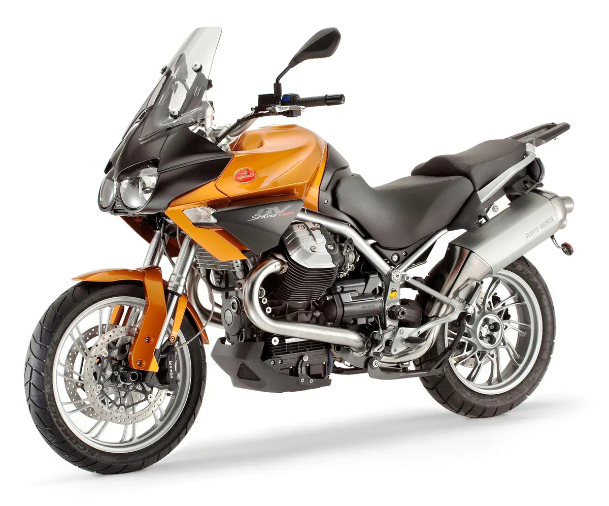 Moto Guzzi festeggia il 90° anniversario (3)