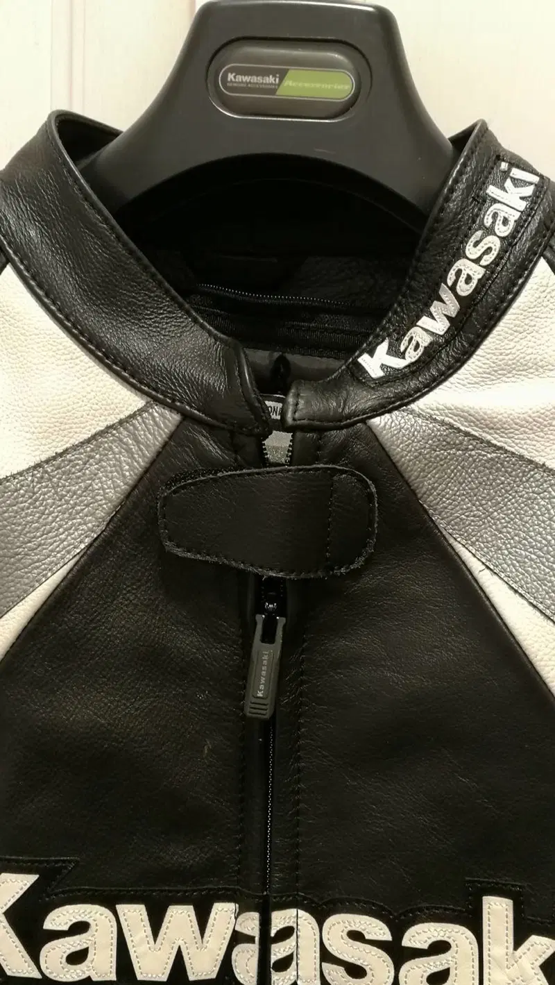Giubbotto in pelle Kawasaki (6)