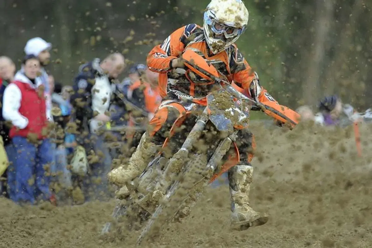 Bobryshev e Paulin sul fango di Faenza (13)