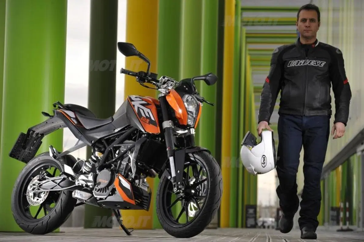KTM Duke 125   (15)