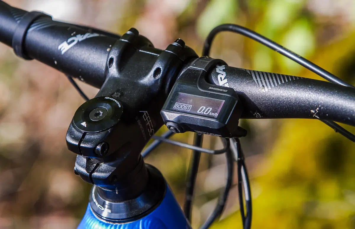 Test Canyon Neuron:ON. La terza via delle bici elettriche (4)