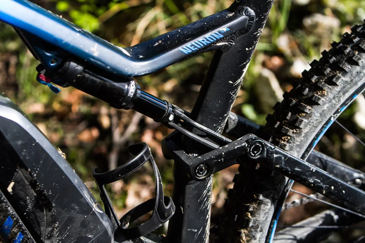 Test Canyon Neuron:ON. La terza via delle bici elettriche (7)