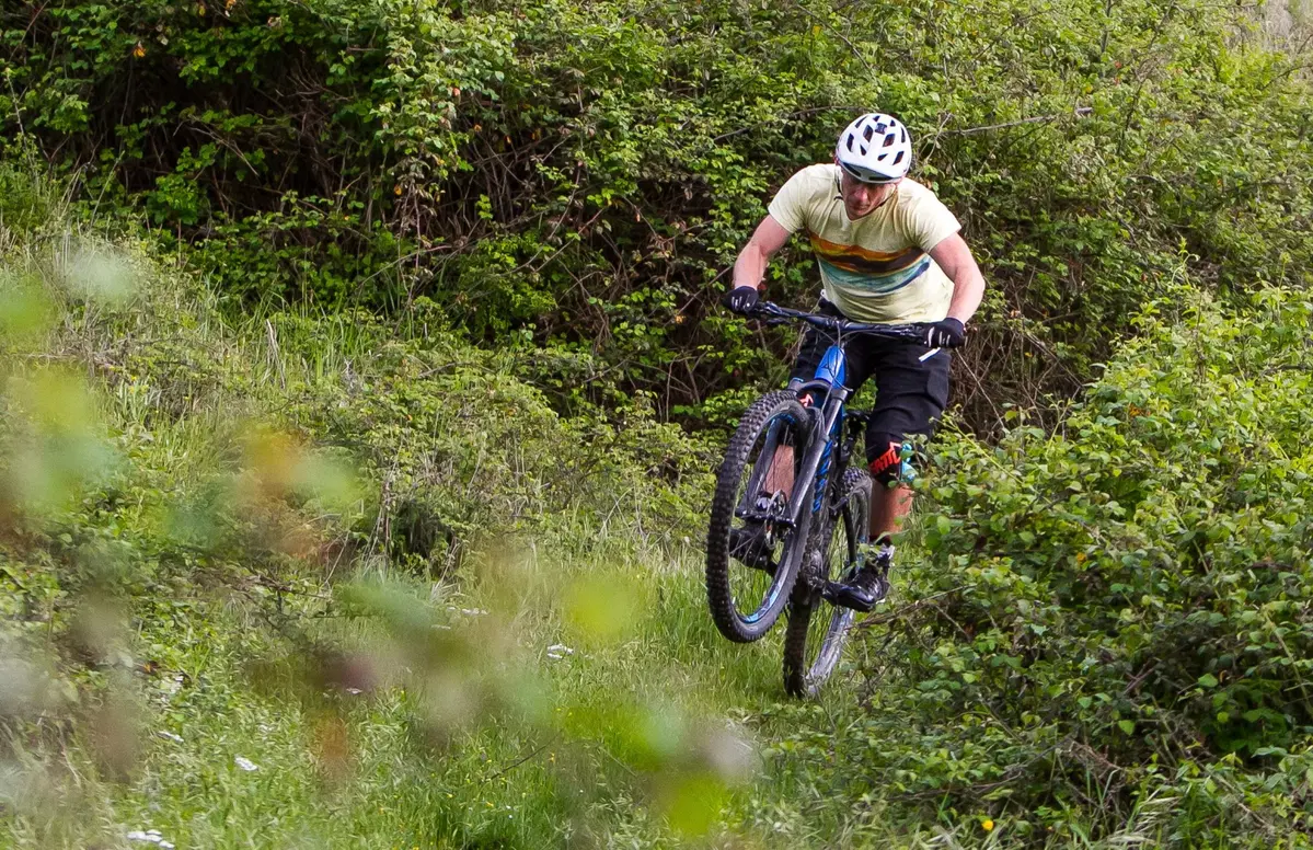 Test Canyon Neuron:ON. La terza via delle bici elettriche (4)
