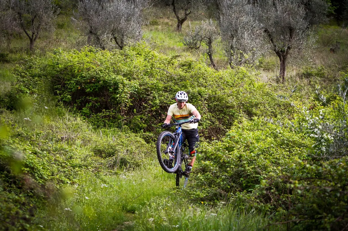 Test Canyon Neuron:ON. La terza via delle bici elettriche (5)