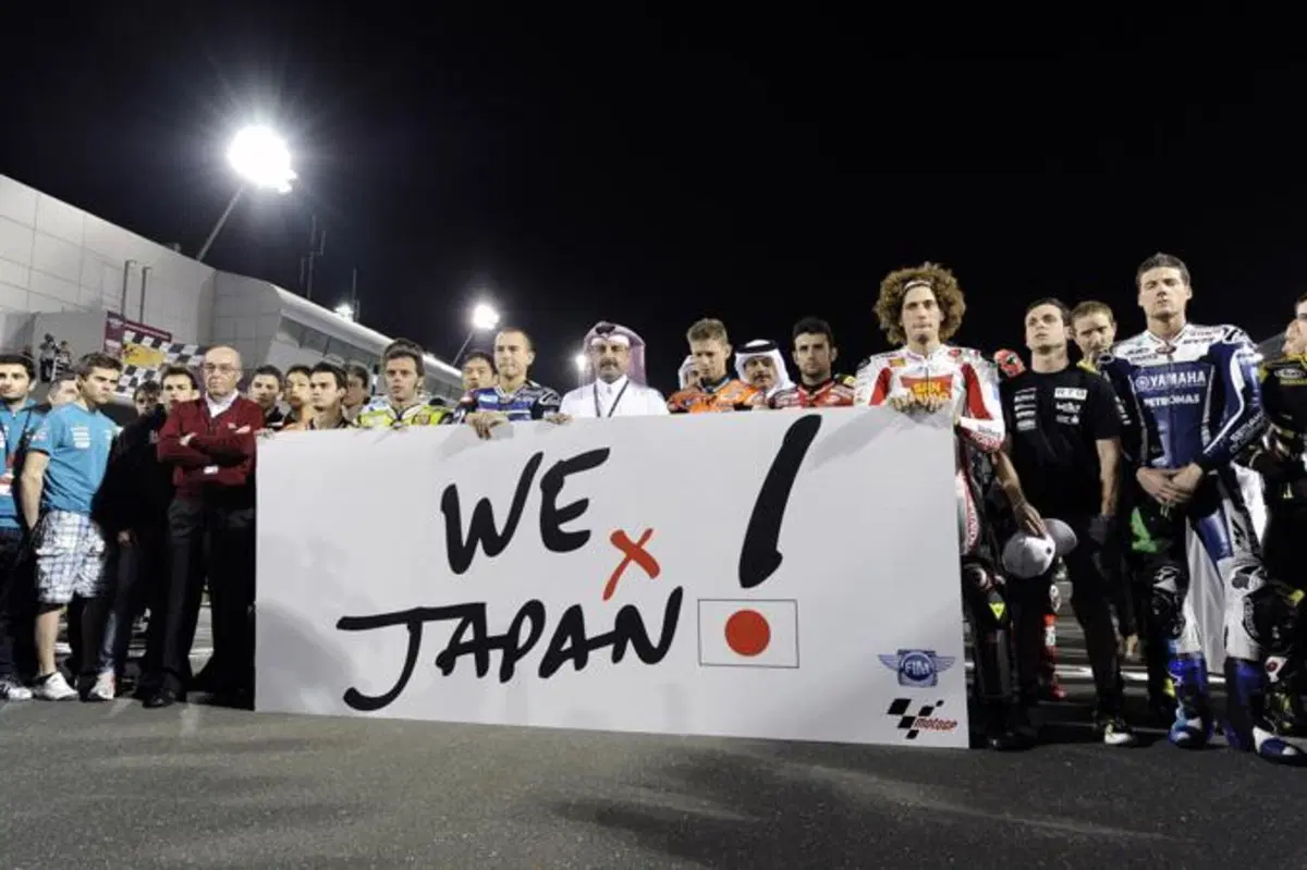 MotoGP, una T-shirt per aiutare il Giappone (3)