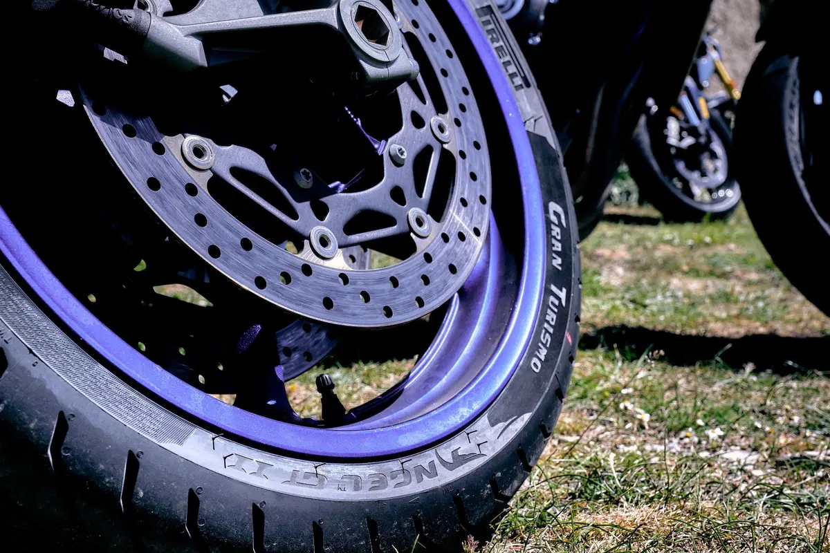 Pirelli Angel GT II: Gran Turismo o Sport Touring? (7)