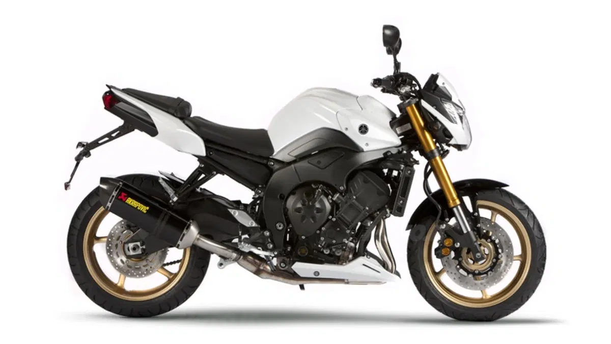 Yamaha FZ8 con 900 euro di accessori in omaggio (7)
