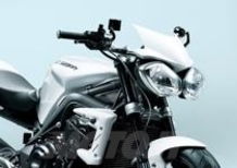 Triumph Street Triple 2012 standard e R. Le prime immagini