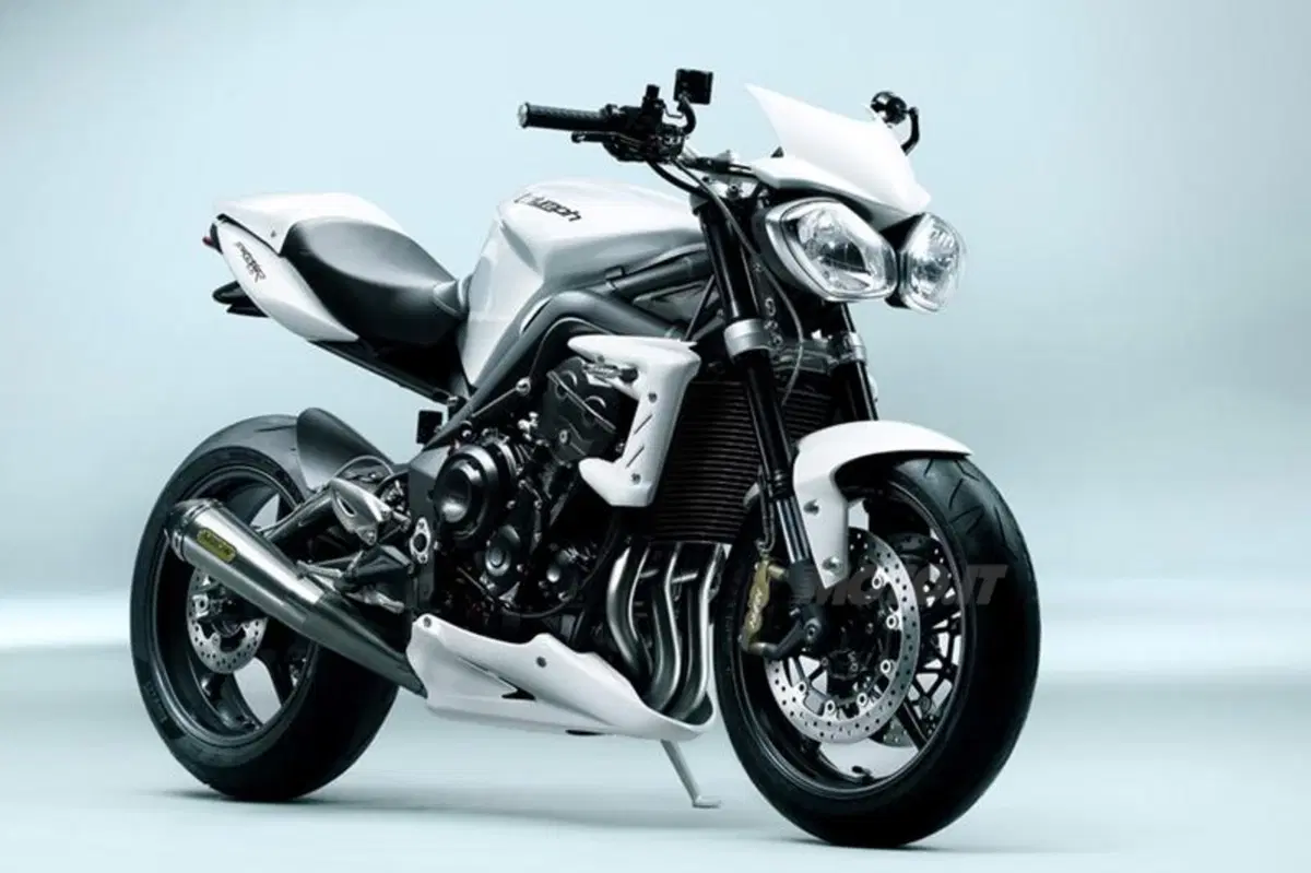 Triumph Street Triple 2012 standard e R. Le prime immagini