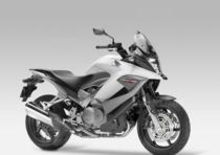 Honda Crossrunner. Prezzo, peso e potenza