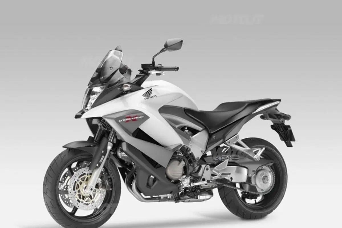 Honda Crossrunner. Prezzo, peso e potenza (4)