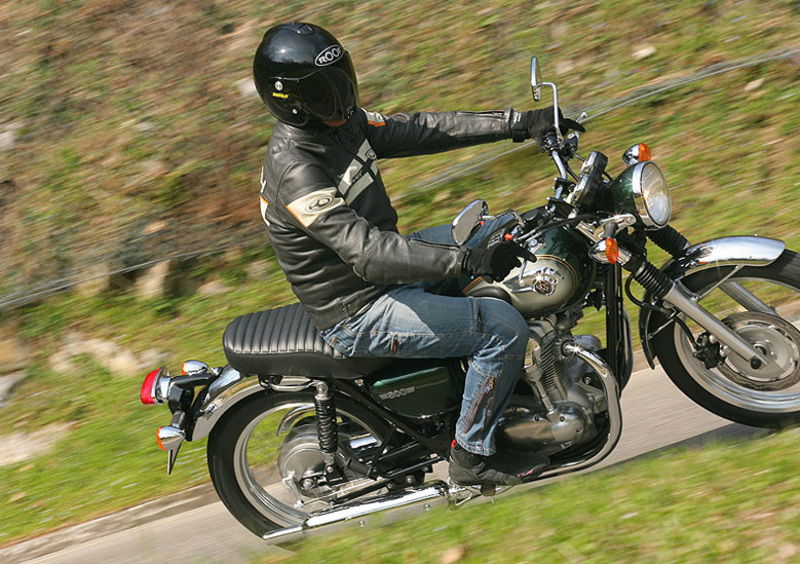 Kawasaki W800 