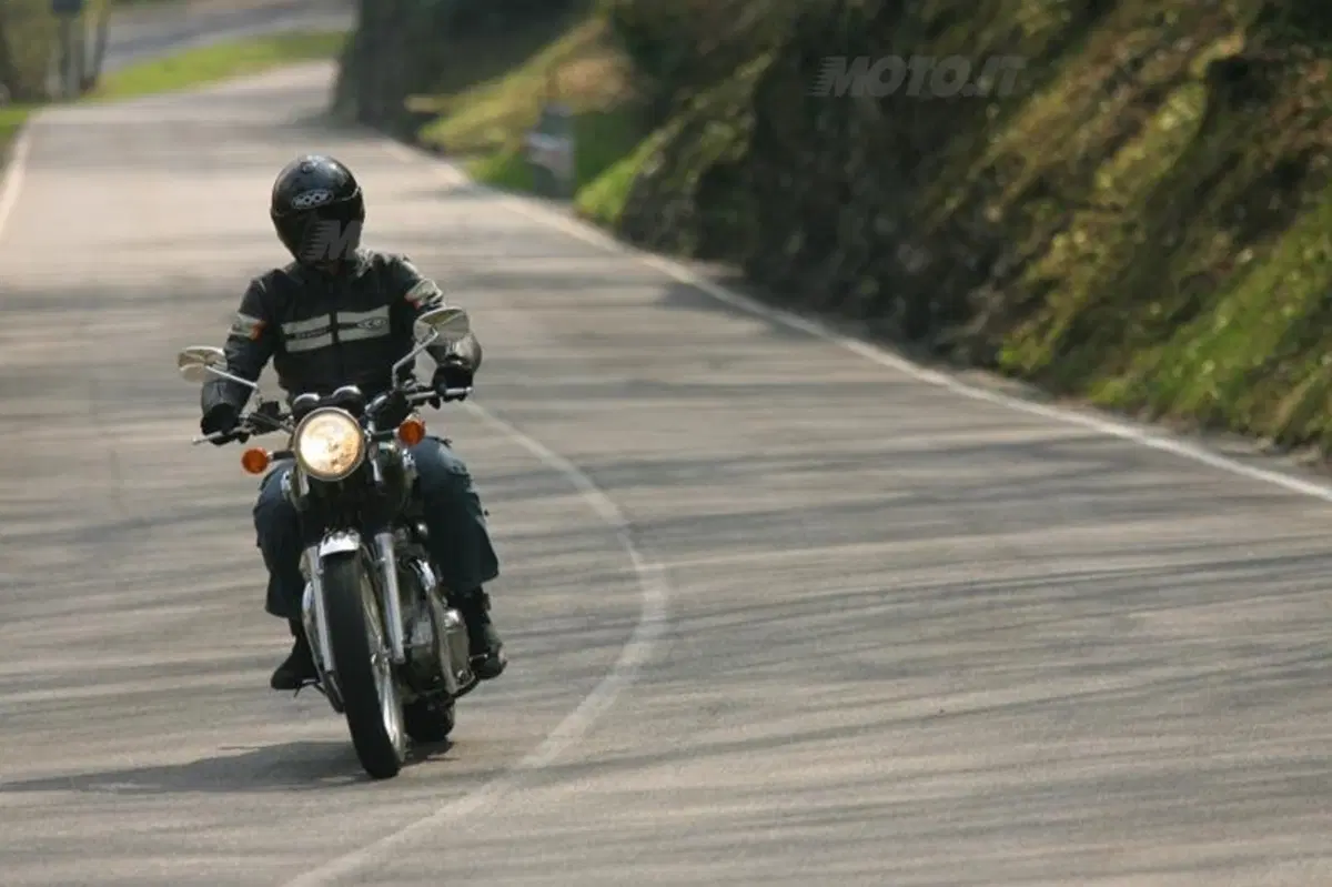 Kawasaki W800  (4)