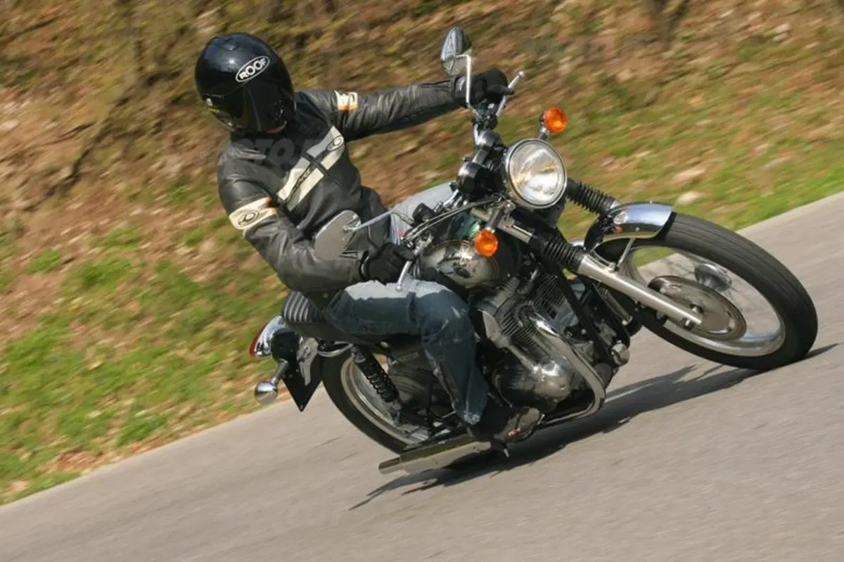 Kawasaki W800  (18)