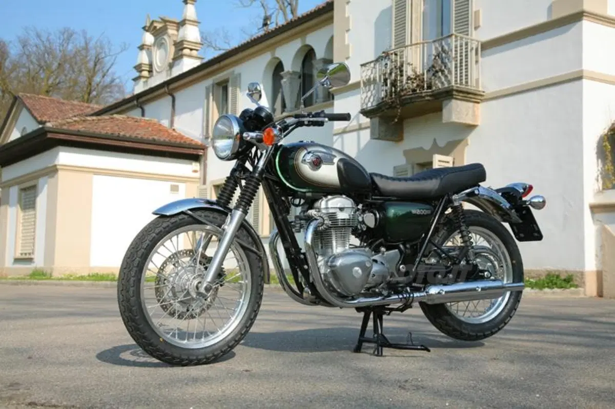 Kawasaki W800  (21)