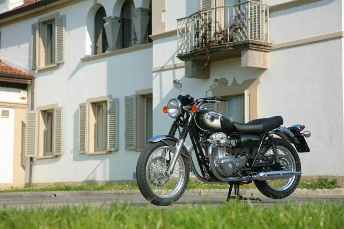 Kawasaki W800  (22)
