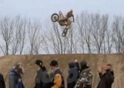 Tony Cairoli protagonista del nuovo video di Grido