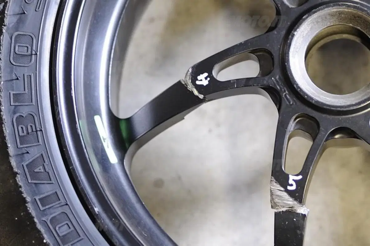 Superbike. Il cerchio di Berger, ecco come si è rotto