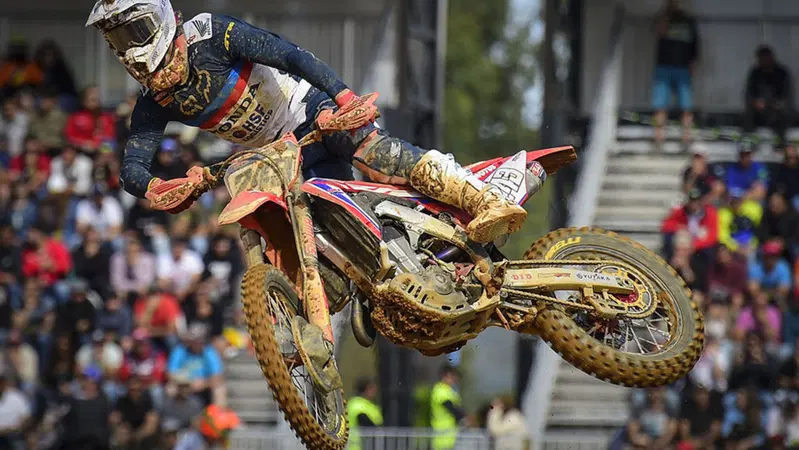 MXGP 2019. Gajser e Prado vincono il GP del Portogallo
