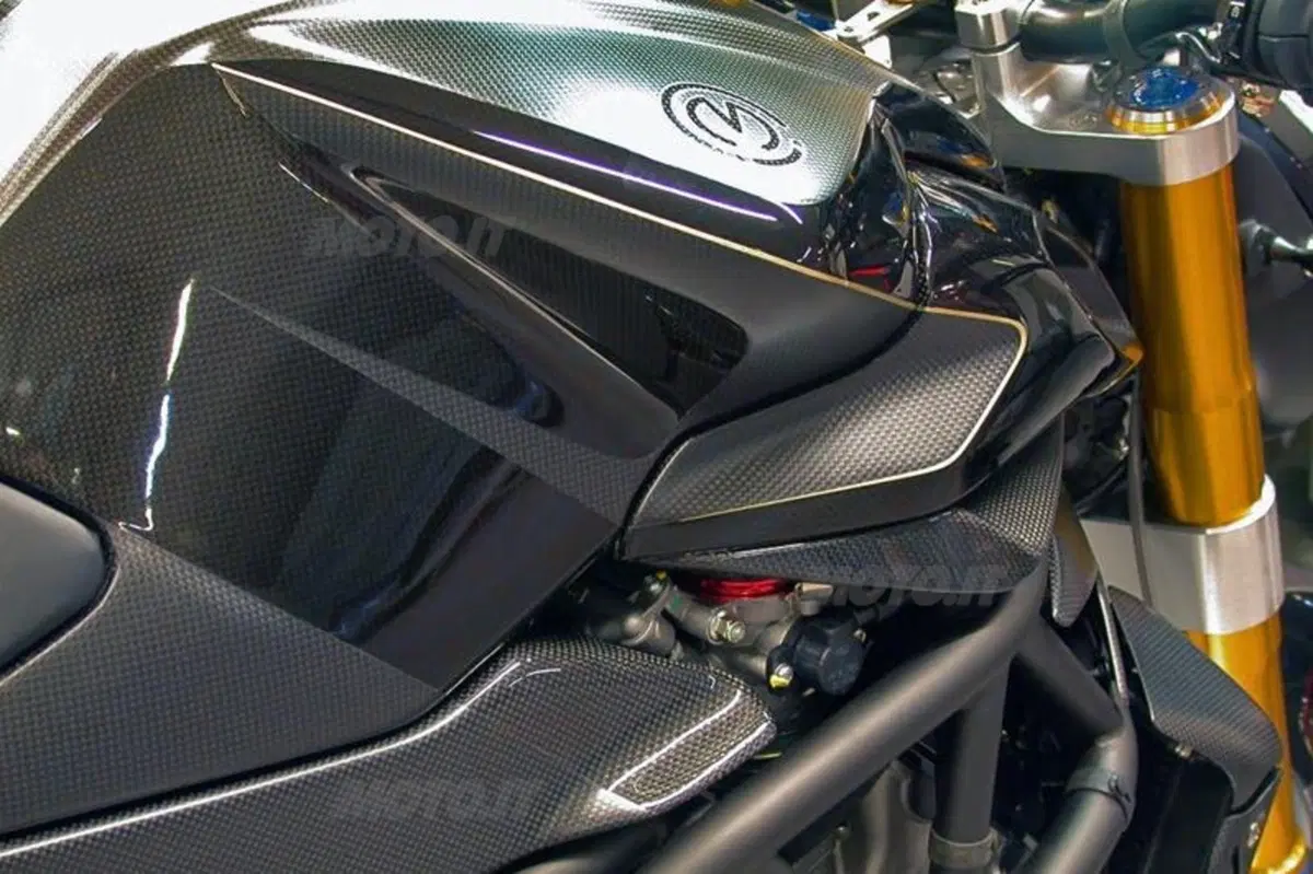MV Agusta Brutale 1133 EVO-CA (9)