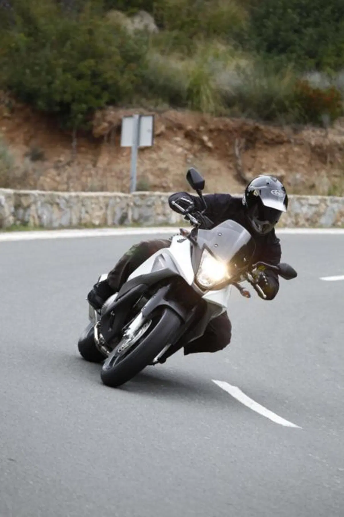 Honda Crossrunner   (8)