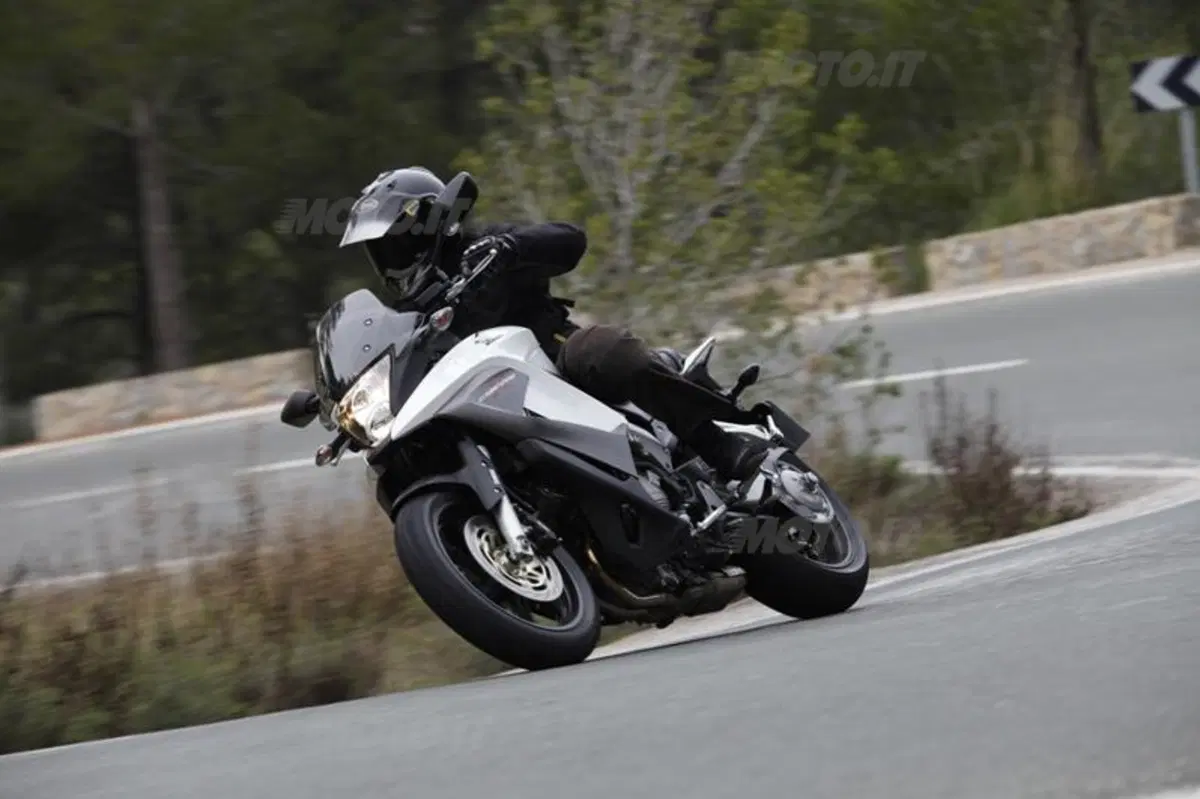 Honda Crossrunner   (18)
