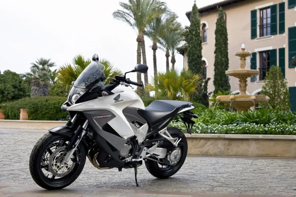 Honda Crossrunner   (19)