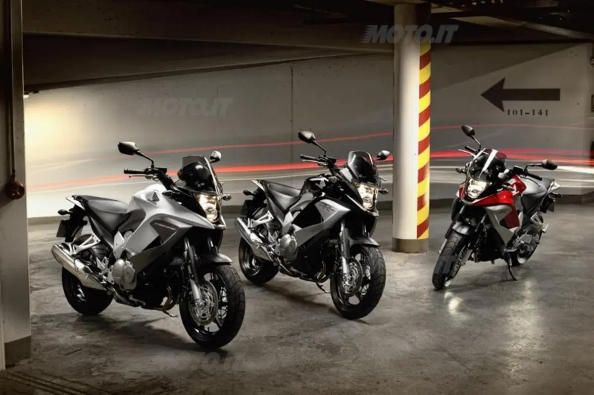 Honda Crossrunner   (21)