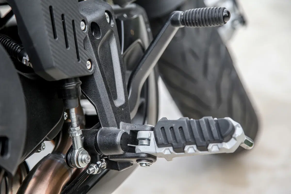 Benelli 502c arriva nelle concessionarie (6)