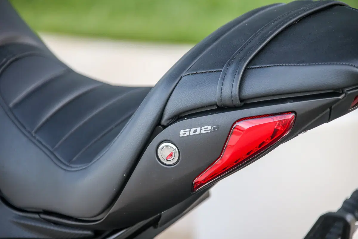 Benelli 502c arriva nelle concessionarie (19)